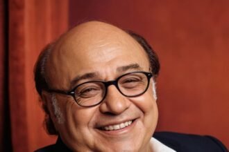 Daniel J. DeVito: Ein Blick auf die Karriere und das Leben des ikonischen Schauspielers